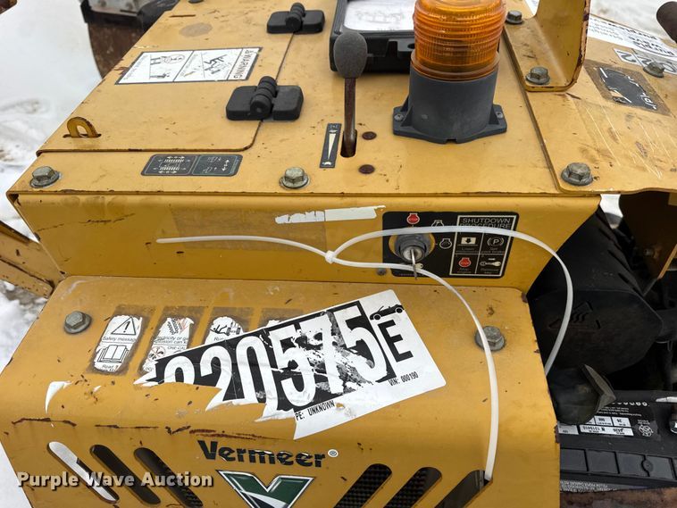 image for item EF2406 2018 Vermeer SPX25 vibratory cable plow