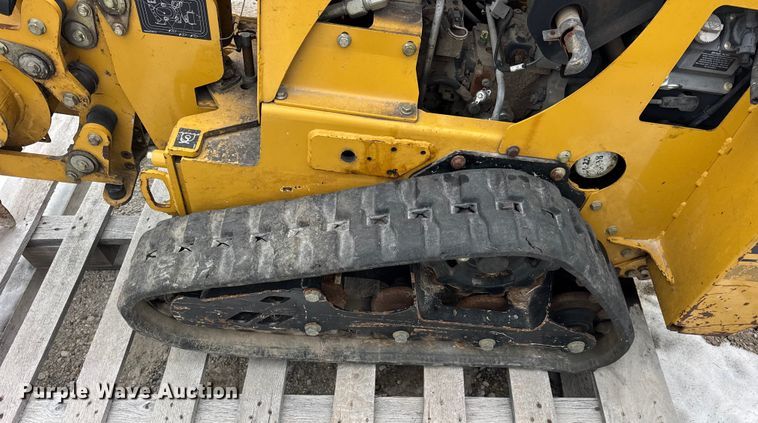 image for item EF2406 2018 Vermeer SPX25 vibratory cable plow