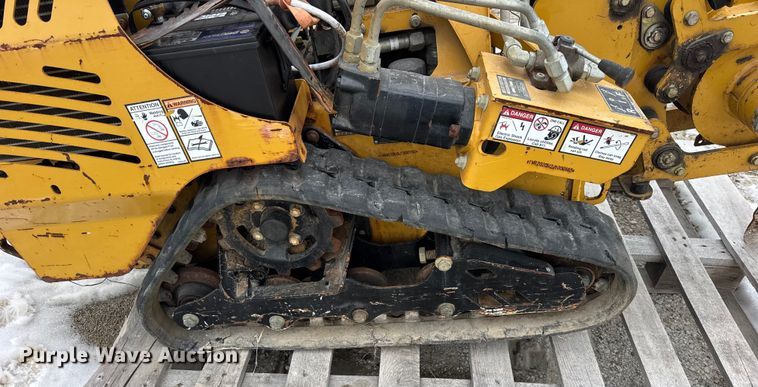 image for item EF2406 2018 Vermeer SPX25 vibratory cable plow