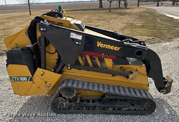image for item EF2409 2021 Vermeer CTX100 compact utility loader