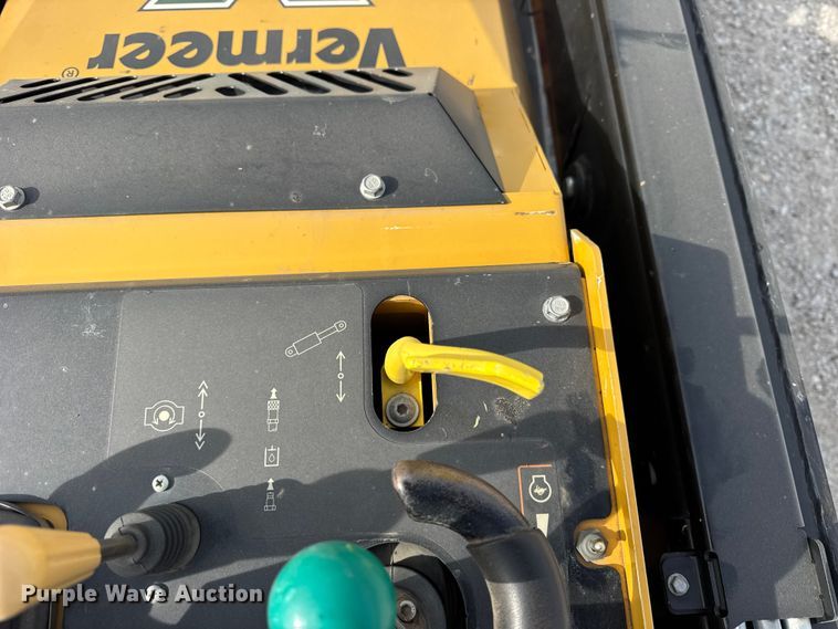 image for item EF2409 2021 Vermeer CTX100 compact utility loader