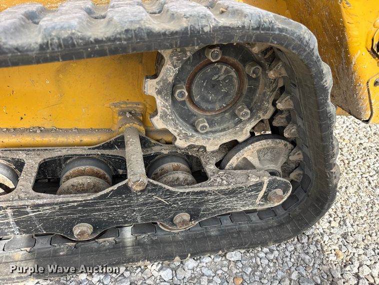 image for item EF2409 2021 Vermeer CTX100 compact utility loader