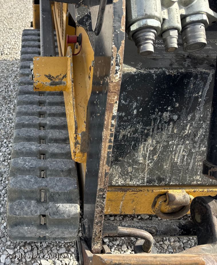 image for item EF2409 2021 Vermeer CTX100 compact utility loader