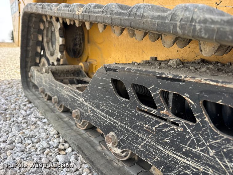 image for item EF2409 2021 Vermeer CTX100 compact utility loader