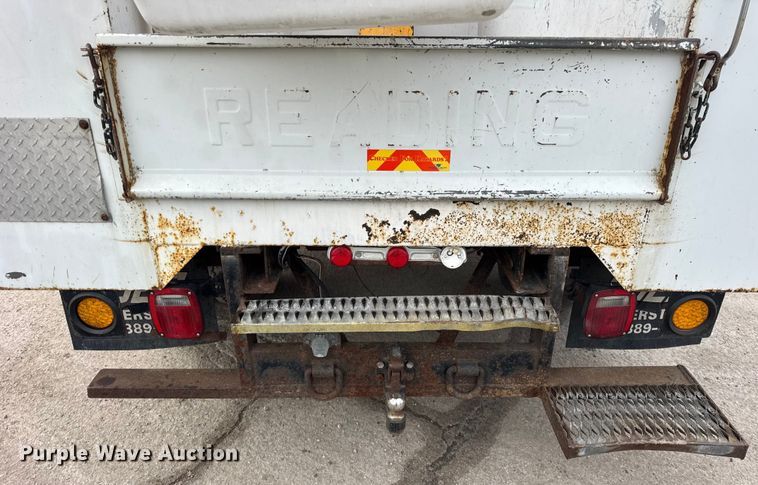 image for item EF2411 1997 Ford F450 Super Duty bucket truck