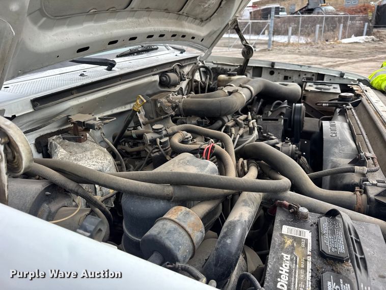 image for item EF2411 1997 Ford F450 Super Duty bucket truck