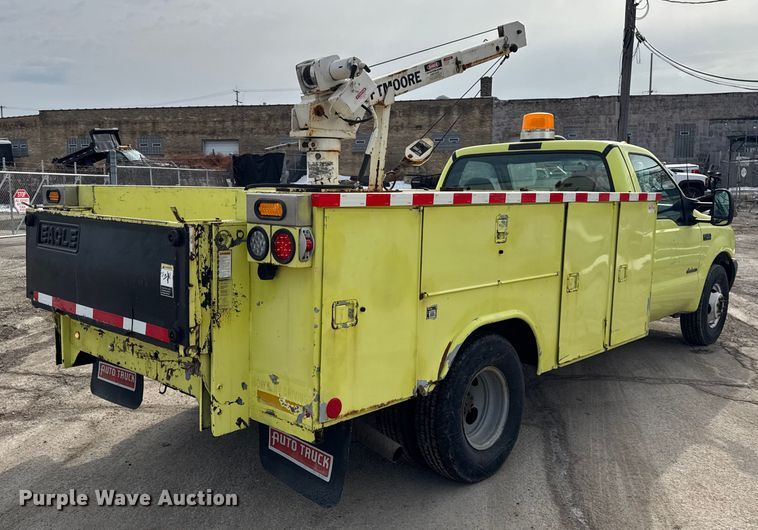 image for item EF2414 2001 Ford F350 Super Duty utility bed pickup truck