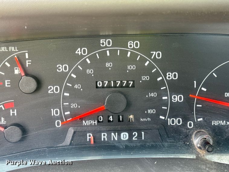 image for item EF2414 2001 Ford F350 Super Duty utility bed pickup truck