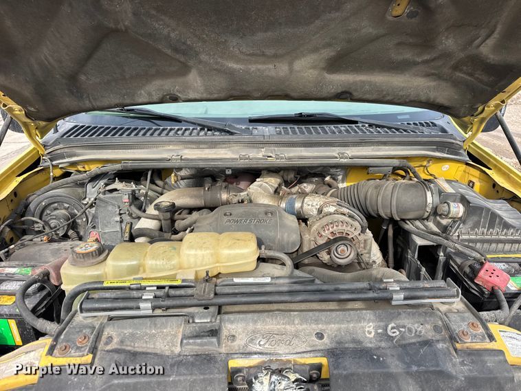 image for item EF2414 2001 Ford F350 Super Duty utility bed pickup truck