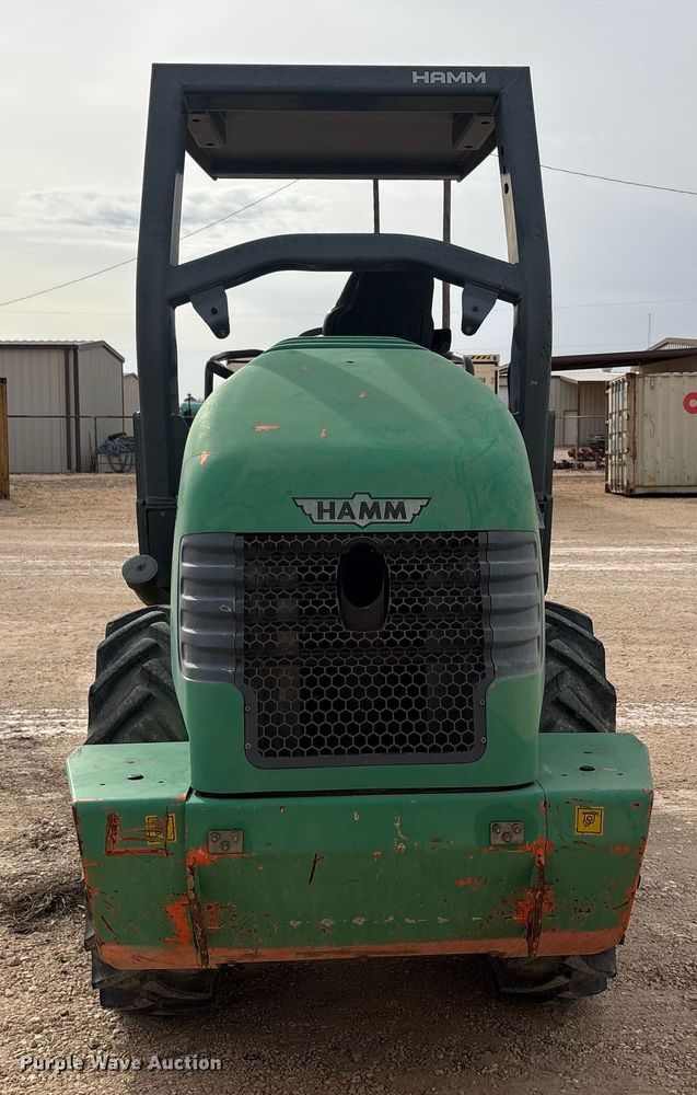 image for item EF6322 Hamm 3205 single drum vibratory roller