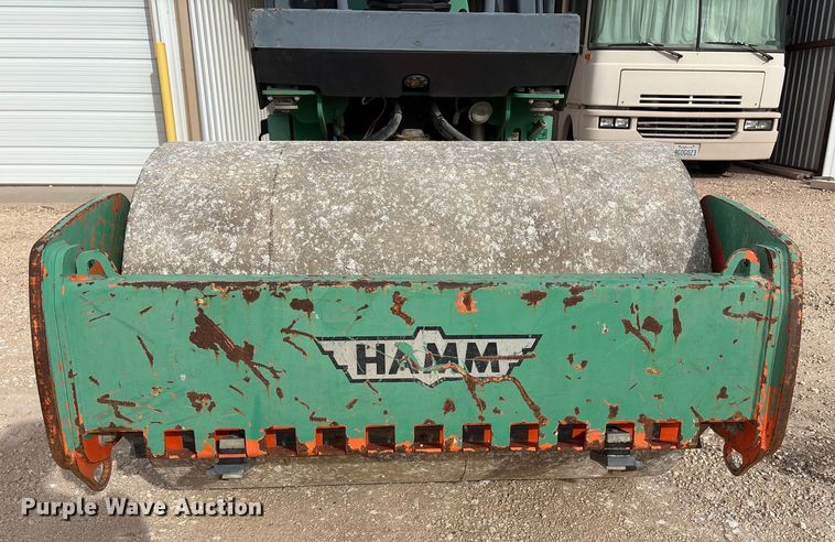 image for item EF6322 Hamm 3205 single drum vibratory roller