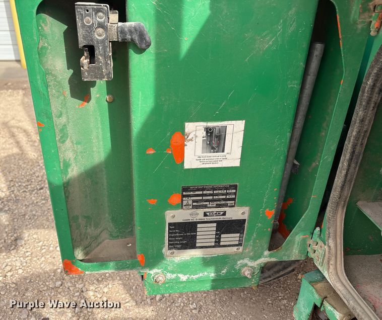 image for item EF6322 Hamm 3205 single drum vibratory roller