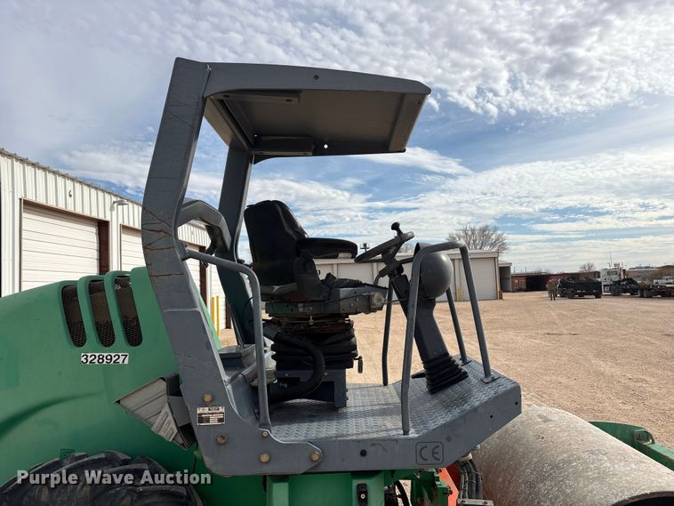 image for item EF6322 Hamm 3205 single drum vibratory roller