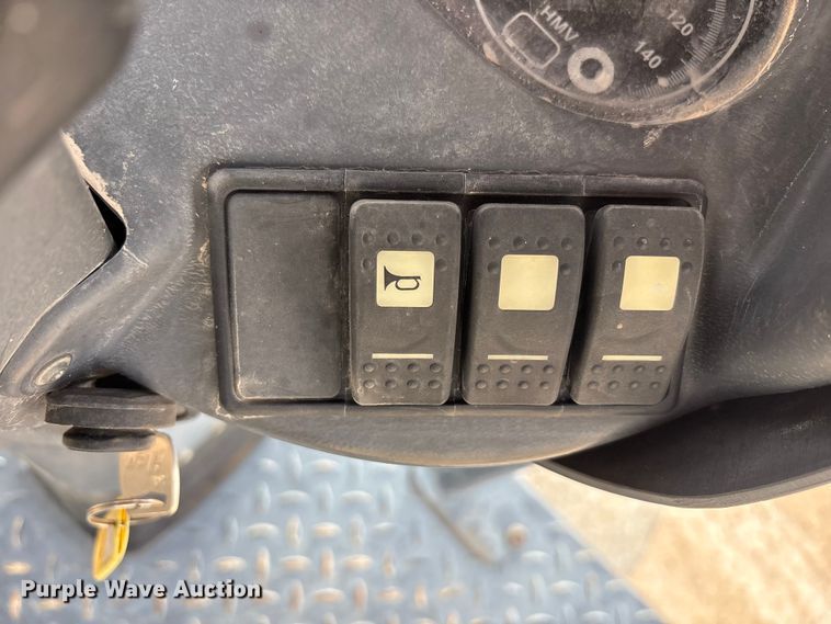 image for item EF6322 Hamm 3205 single drum vibratory roller