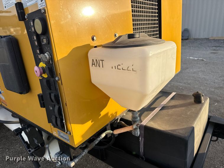 image for item EG1879 2025 Vermeer V500LE vacuum excavator