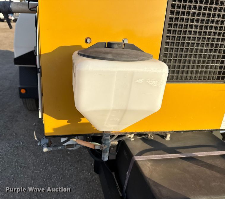 image for item EG1879 2025 Vermeer V500LE vacuum excavator