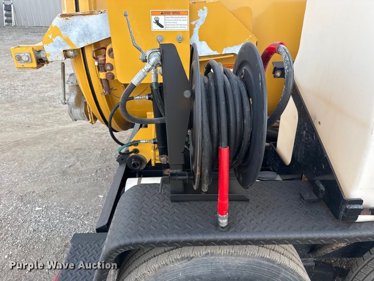 image for item EG1879 2025 Vermeer V500LE vacuum excavator