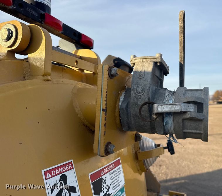 image for item EG1879 2025 Vermeer V500LE vacuum excavator