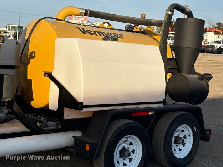 image for item EG1879 2025 Vermeer V500LE vacuum excavator
