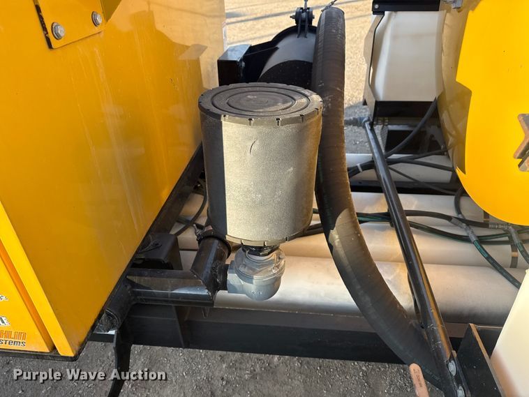 image for item EG1879 2025 Vermeer V500LE vacuum excavator