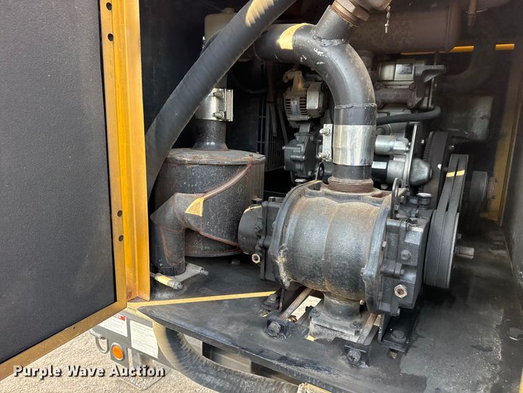 image for item EG1879 2025 Vermeer V500LE vacuum excavator