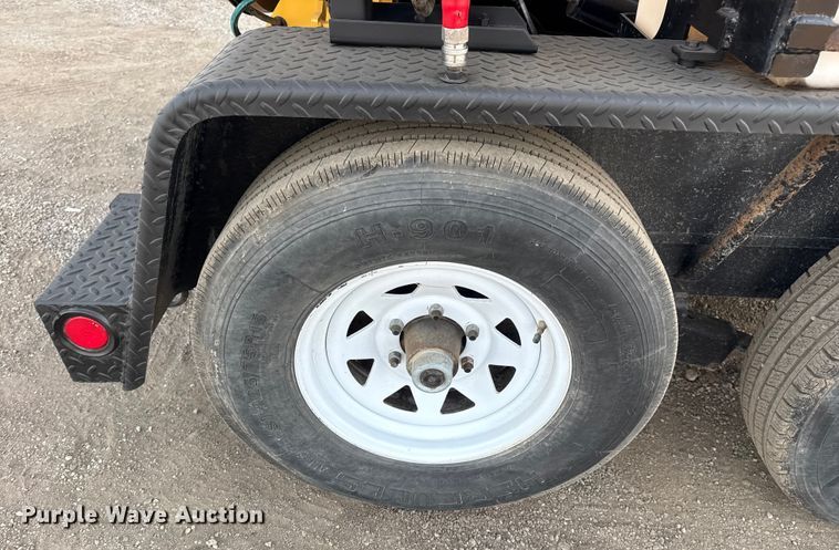 image for item EG1879 2025 Vermeer V500LE vacuum excavator