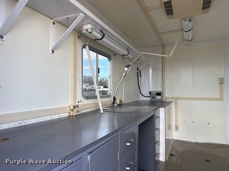 image for item EG1946 1995 Pelsue 12 FOST fiber optic splicing trailer