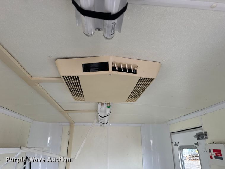 image for item EG1946 1995 Pelsue 12 FOST fiber optic splicing trailer