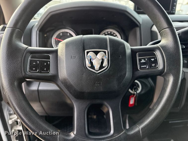 image for item EG2010 2014 RAM 5500HD utility / service truck