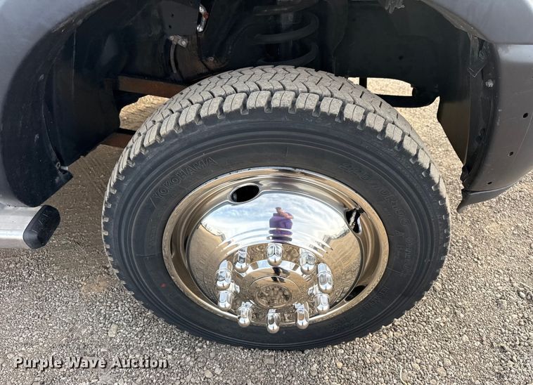 image for item EG2010 2014 RAM 5500HD utility / service truck