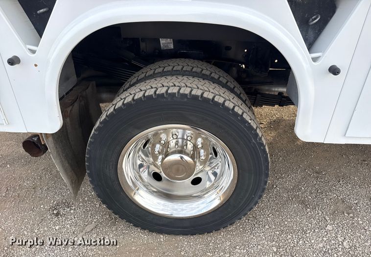 image for item EG2010 2014 RAM 5500HD utility / service truck