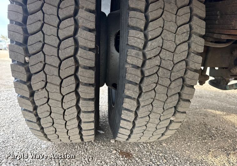 image for item EG2010 2014 RAM 5500HD utility / service truck