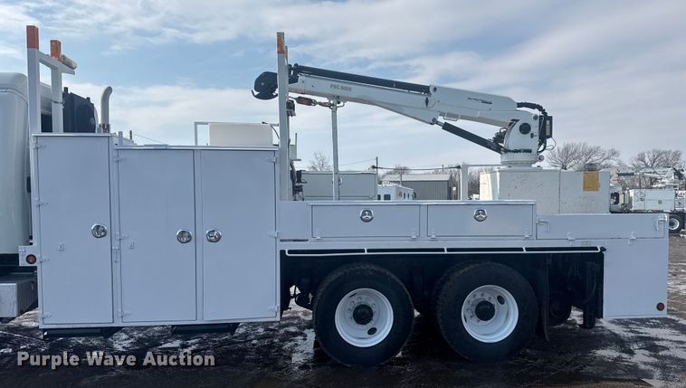 image for item EG2020 2012 Freightliner Business Class M2 crane truck