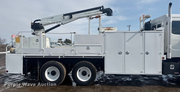 image for item EG2020 2012 Freightliner Business Class M2 crane truck