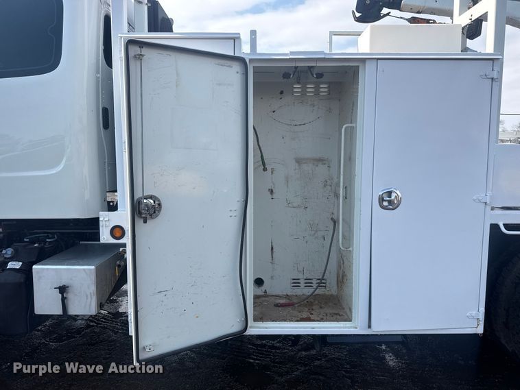 image for item EG2020 2012 Freightliner Business Class M2 crane truck