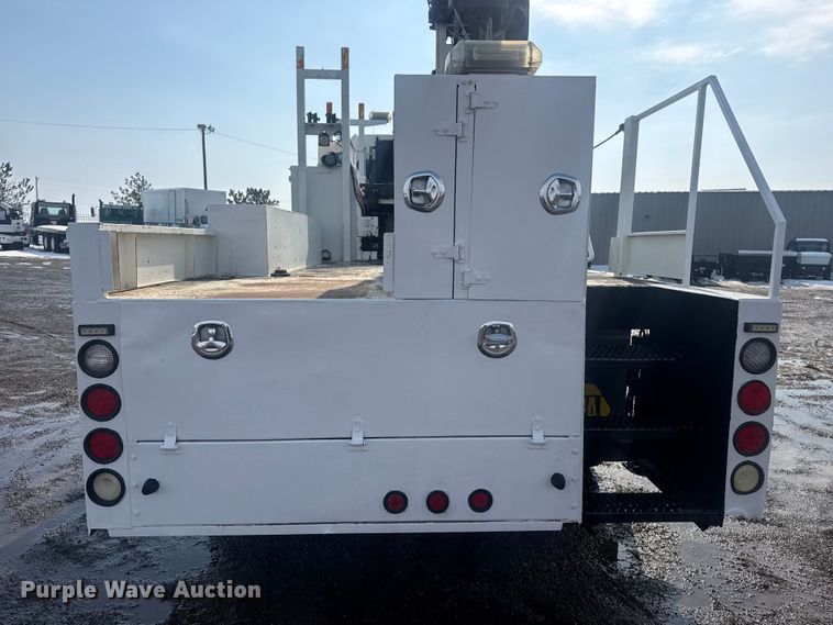 image for item EG2020 2012 Freightliner Business Class M2 crane truck