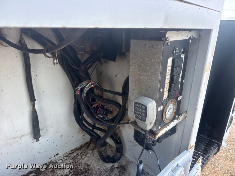 image for item EG2020 2012 Freightliner Business Class M2 crane truck