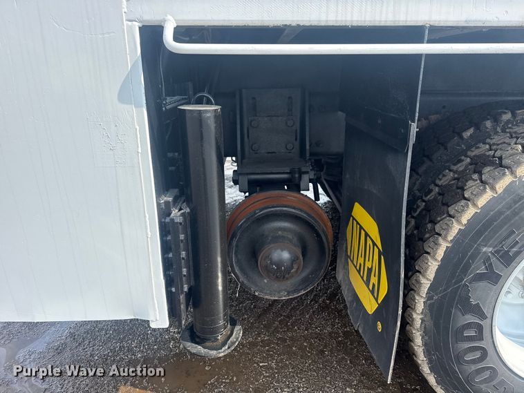 image for item EG2020 2012 Freightliner Business Class M2 crane truck