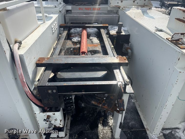 image for item EG2020 2012 Freightliner Business Class M2 crane truck