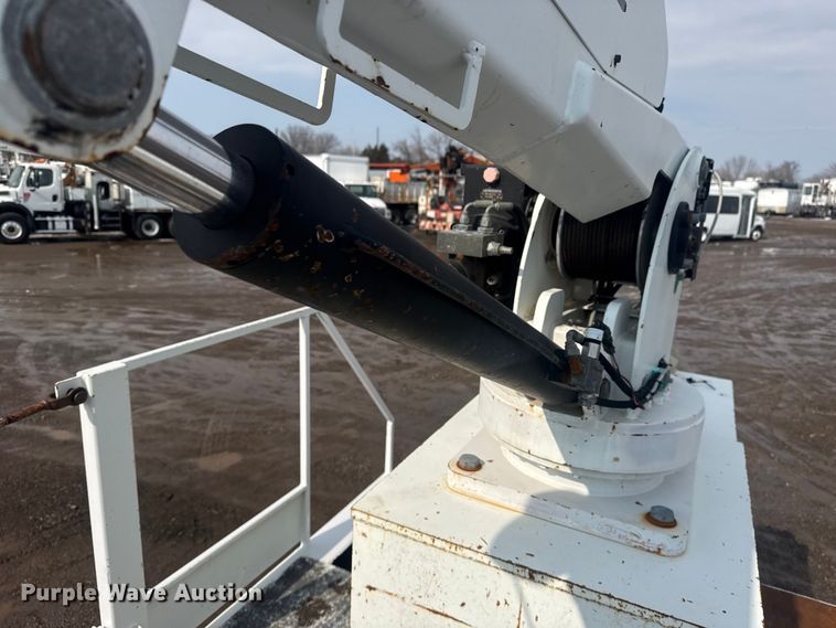 image for item EG2020 2012 Freightliner Business Class M2 crane truck