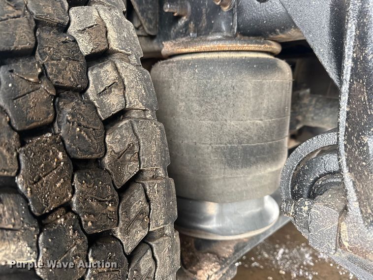 image for item EG2020 2012 Freightliner Business Class M2 crane truck