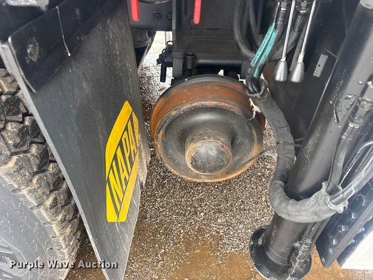 image for item EG2020 2012 Freightliner Business Class M2 crane truck