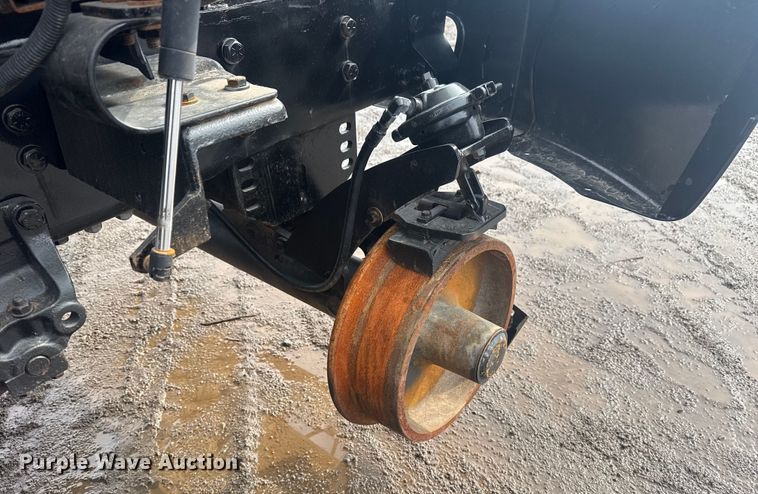 image for item EG2020 2012 Freightliner Business Class M2 crane truck