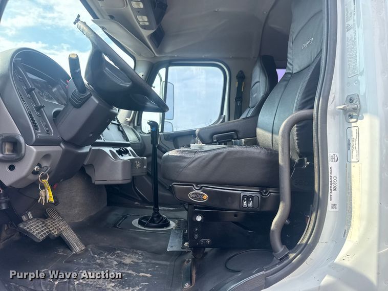 image for item EG2020 2012 Freightliner Business Class M2 crane truck