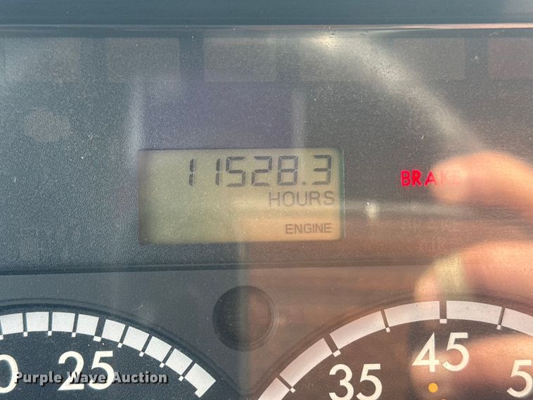 image for item EG2020 2012 Freightliner Business Class M2 crane truck