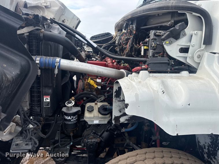 image for item EG2020 2012 Freightliner Business Class M2 crane truck