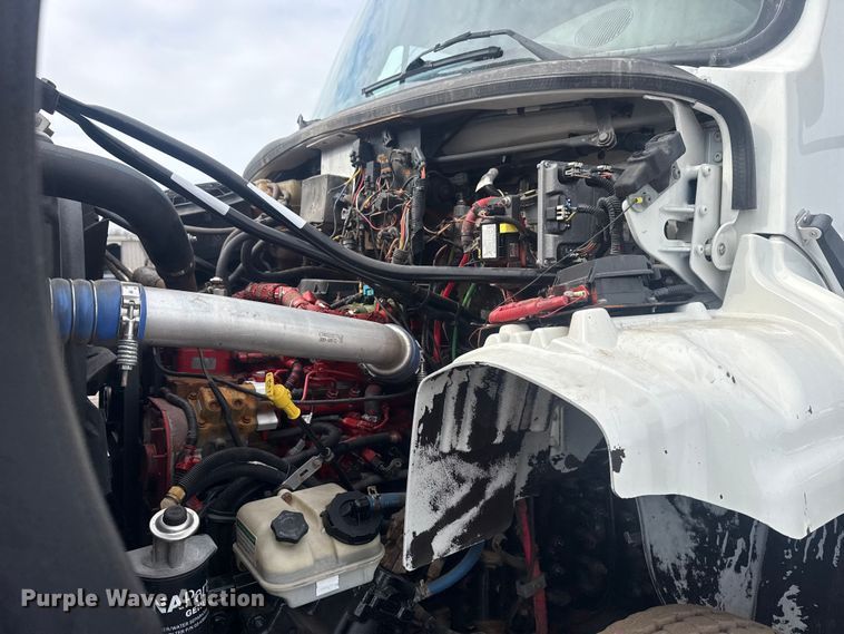 image for item EG2020 2012 Freightliner Business Class M2 crane truck