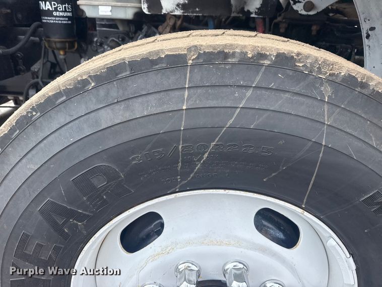 image for item EG2020 2012 Freightliner Business Class M2 crane truck