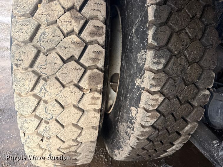 image for item EG2020 2012 Freightliner Business Class M2 crane truck