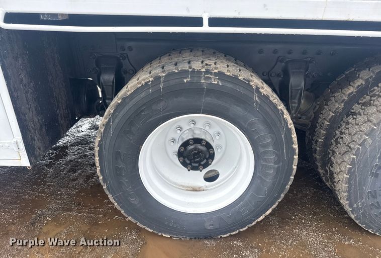 image for item EG2020 2012 Freightliner Business Class M2 crane truck